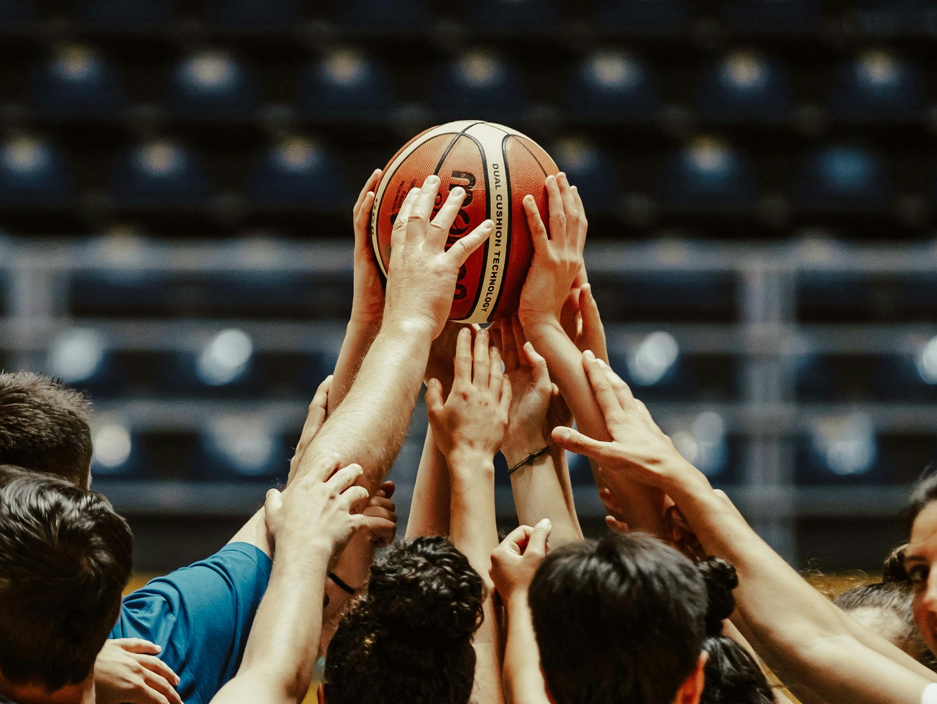 Unlocking Success: Why Adaptability is Critical in Sports Coaching Unlocking Success: Why Adaptability is Critical in Sports Coaching