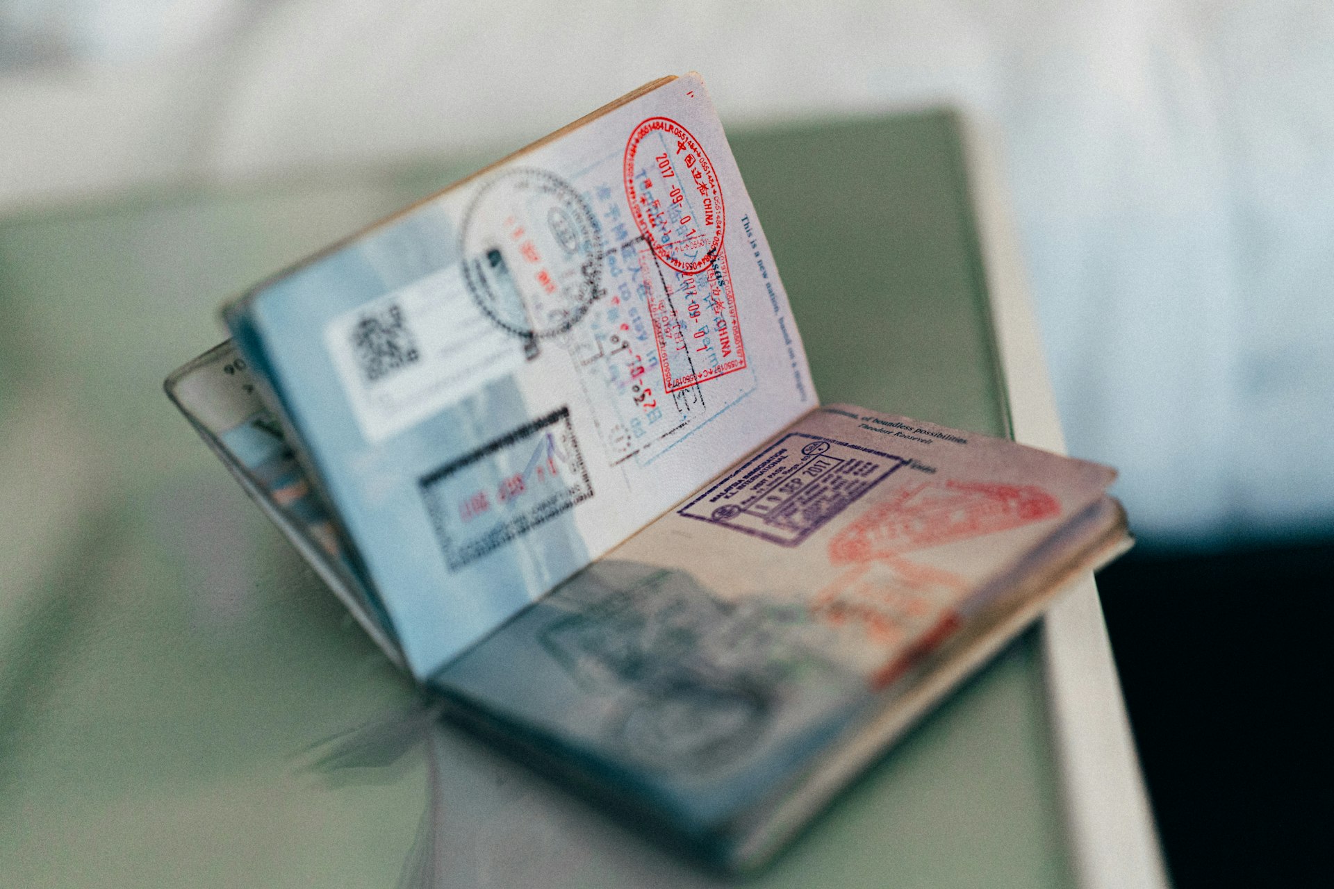 How Blockchain is Transforming Cross-Border Remittance Solutions How Blockchain is Transforming Cross-Border Remittance Solutions